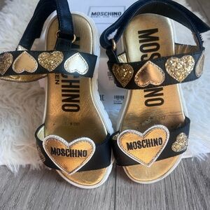 Moschino black and gold girl sandals